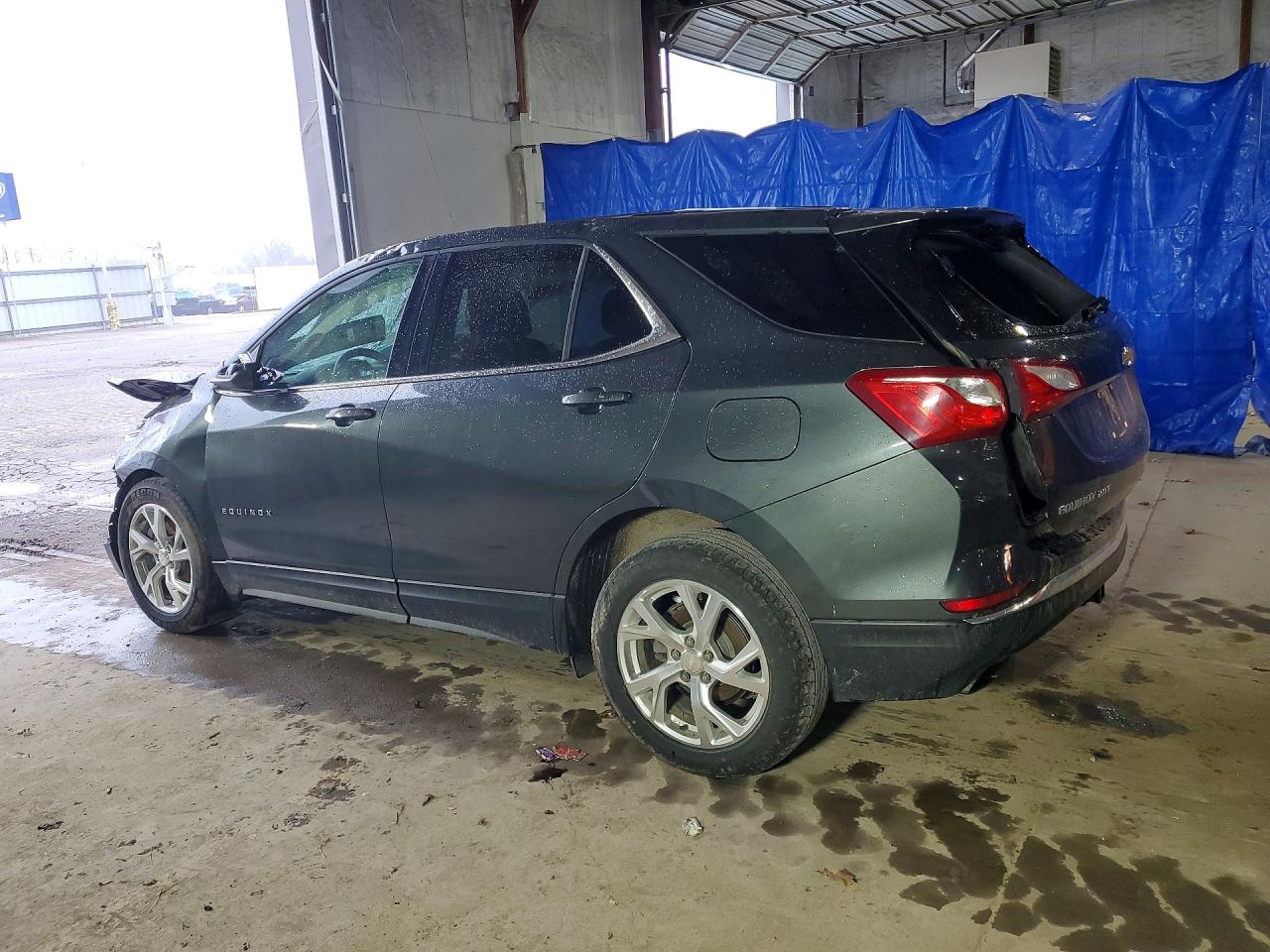 2018 CHEVROLET EQUINOX photo 2