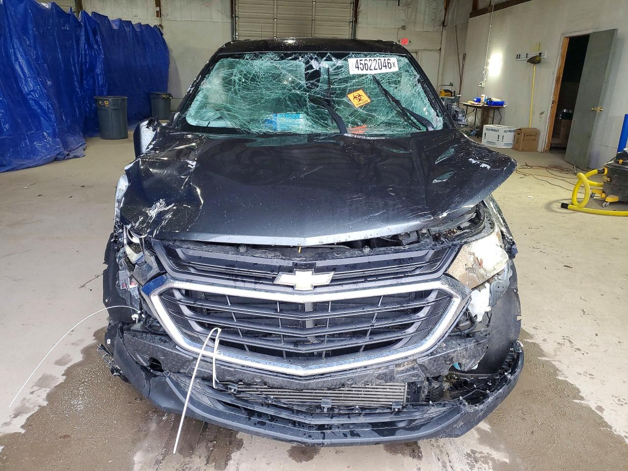 2018 CHEVROLET EQUINOX photo 5