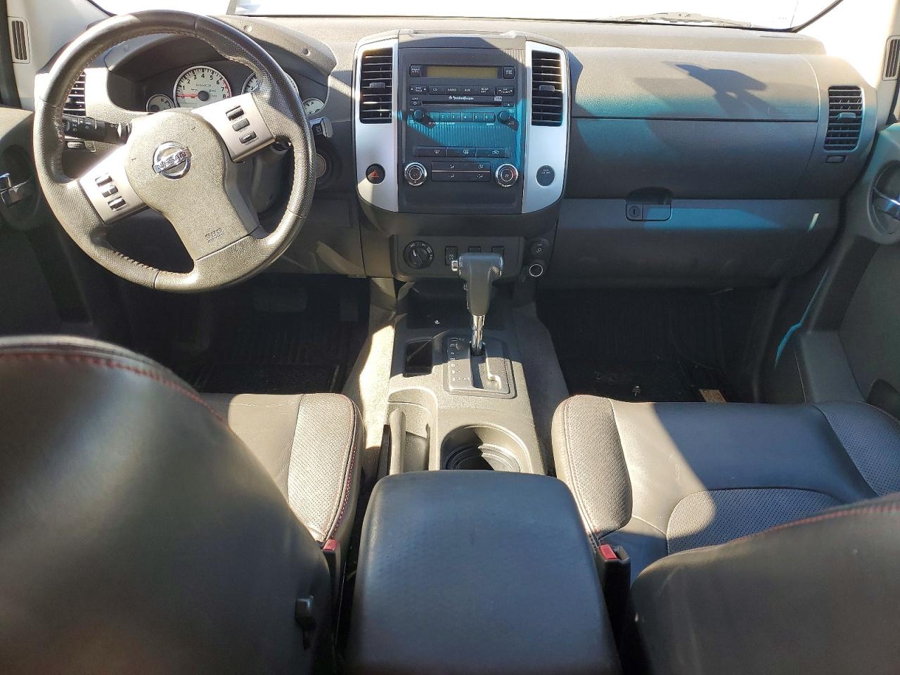 2011 NISSAN XTERRA X photo 8
