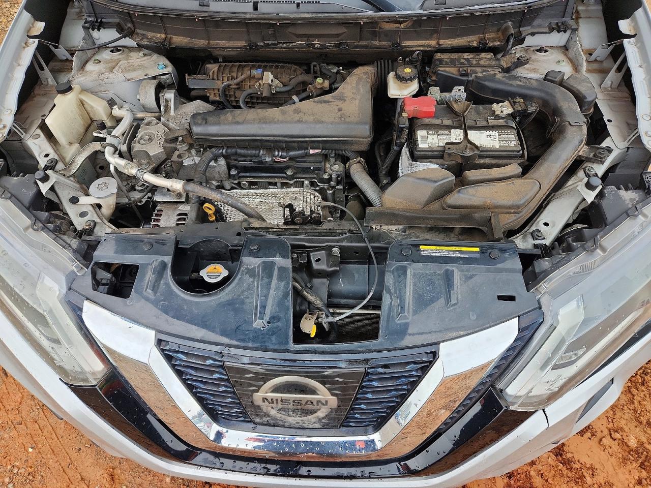 2017 NISSAN ROGUE SV photo 12