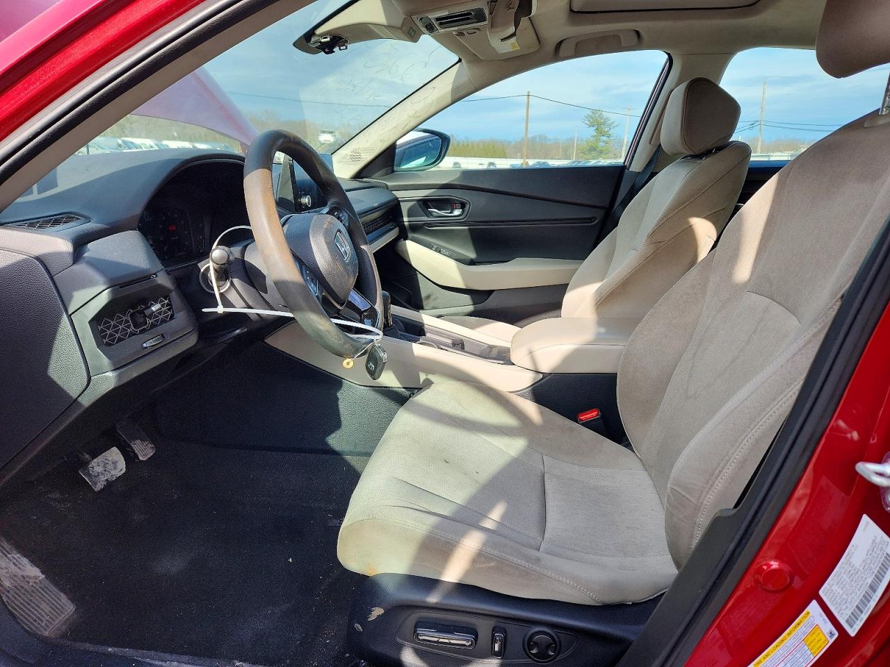 2024 HONDA ACCORD EX photo 19