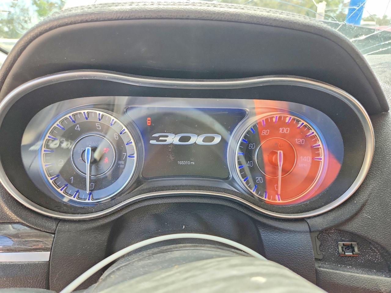 2018 CHRYSLER 300 TOURING photo 17