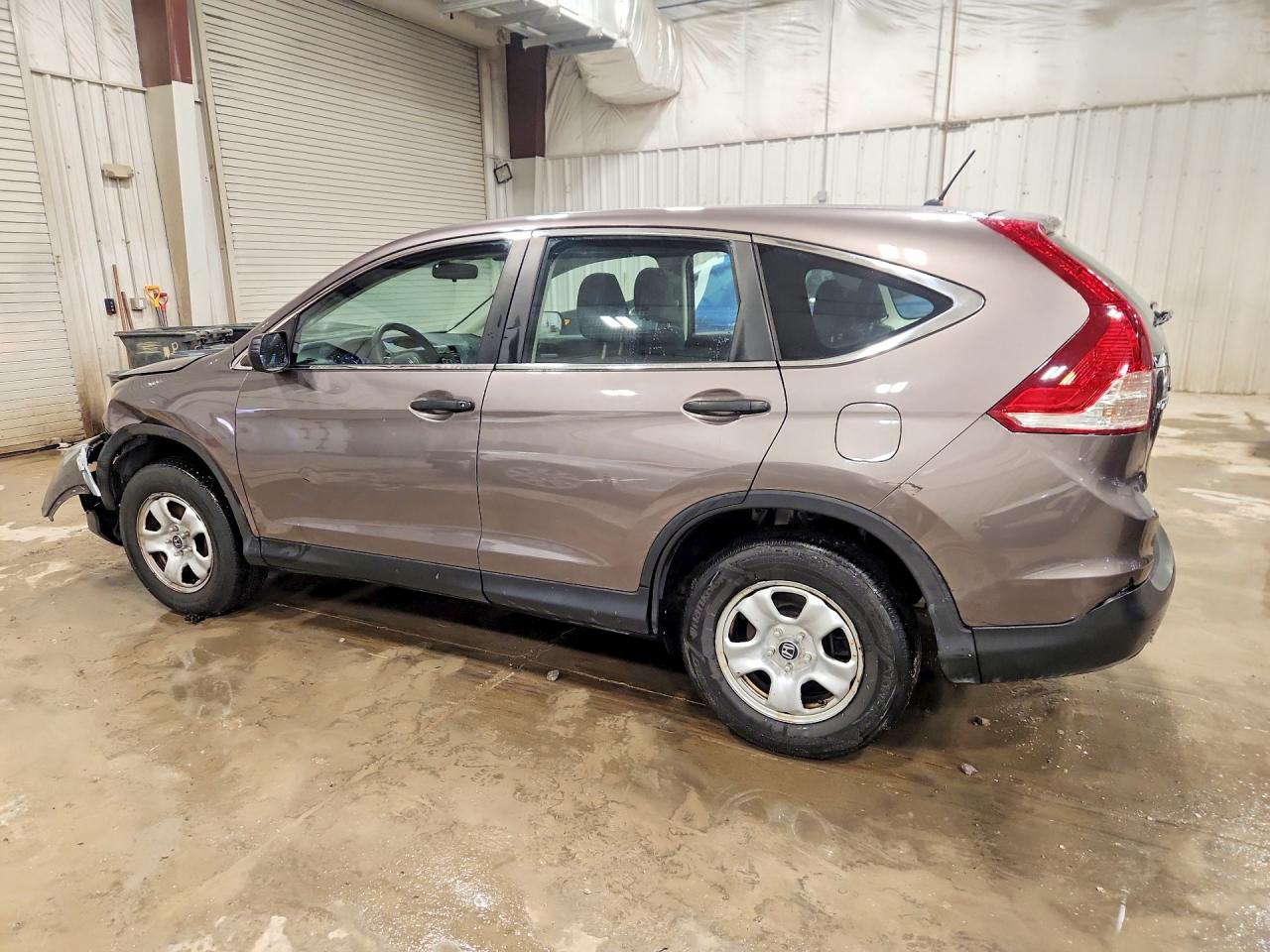 2013 HONDA CR-V LX photo 3