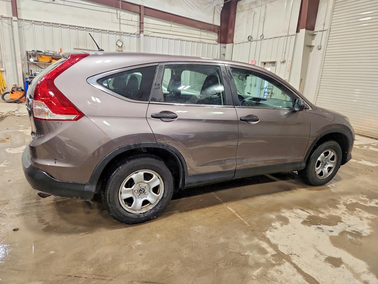 2013 HONDA CR-V LX photo 5