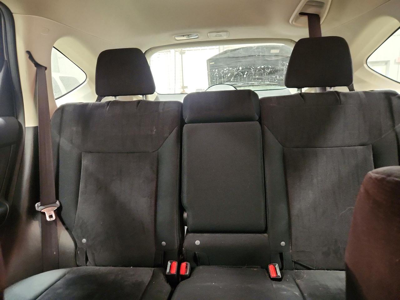 2013 HONDA CR-V LX photo 19