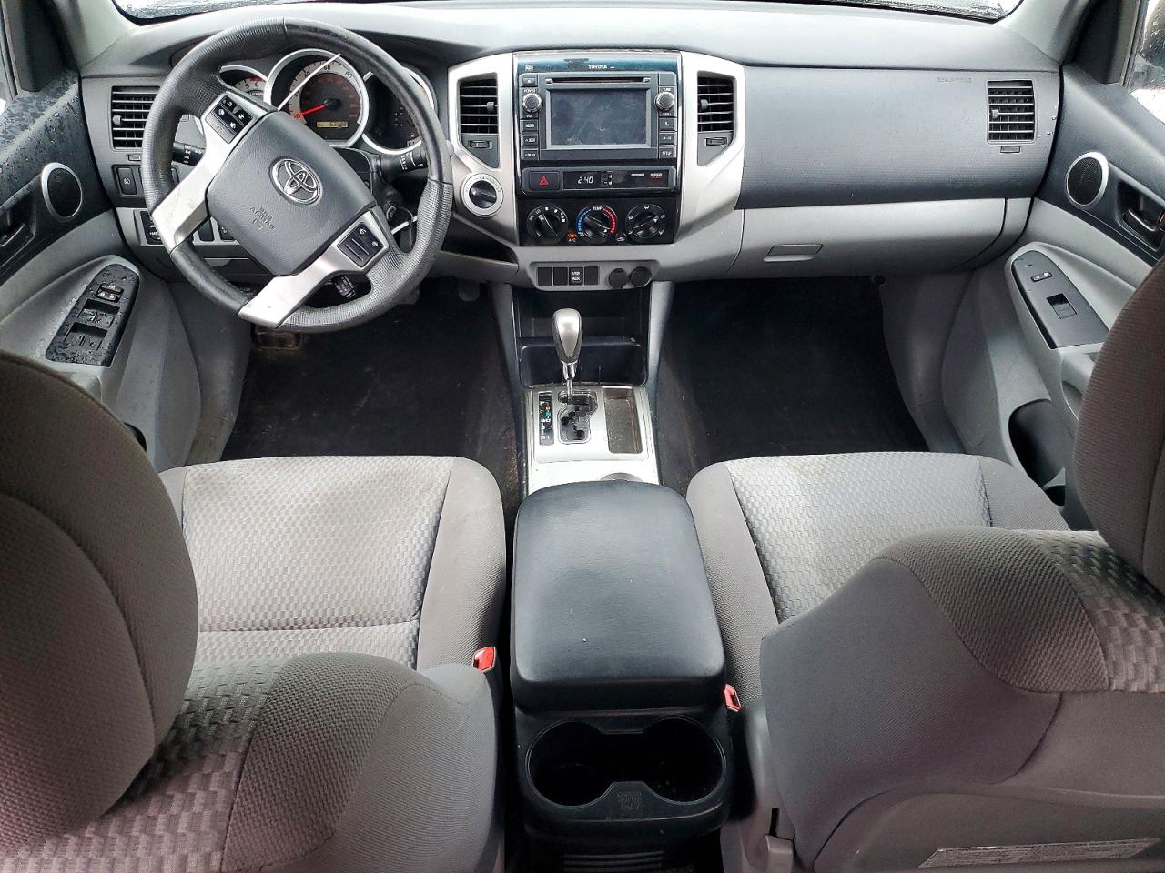 2013 TOYOTA TACOMA V6 photo 8
