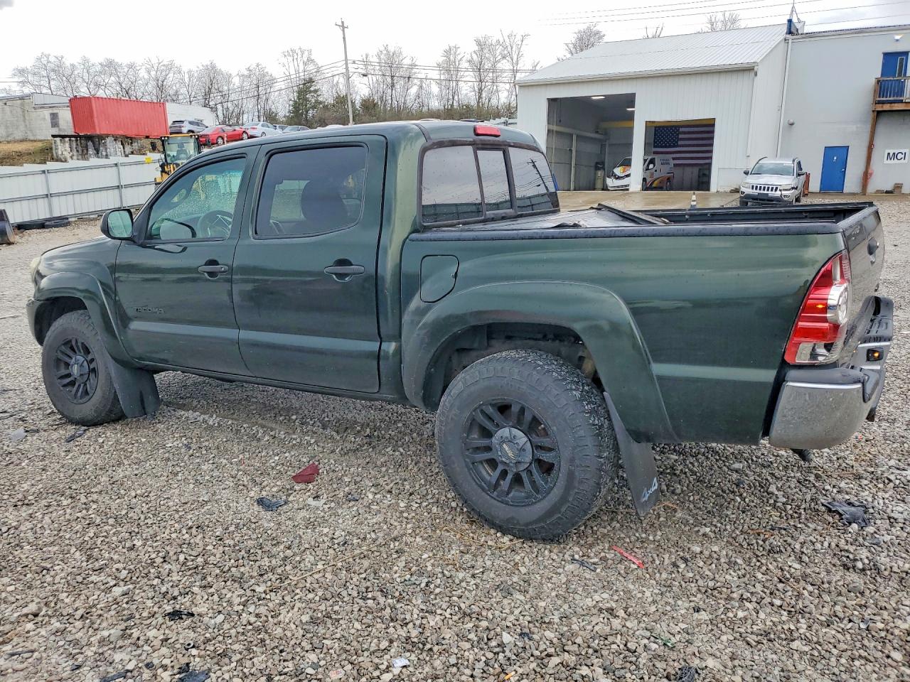 2013 TOYOTA TACOMA V6 photo 2