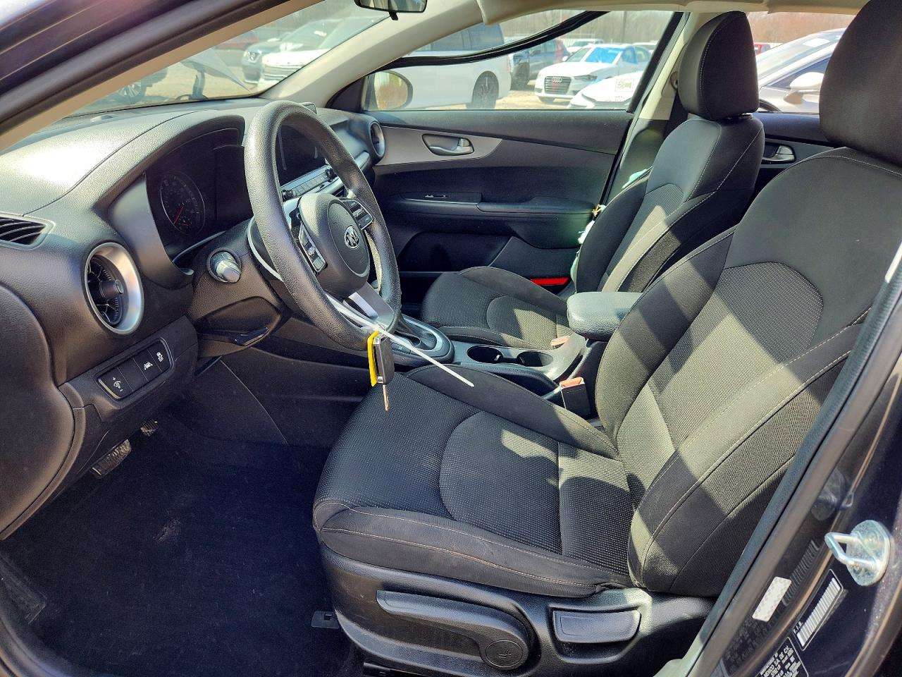 2020 KIA FORTE LXS photo 19