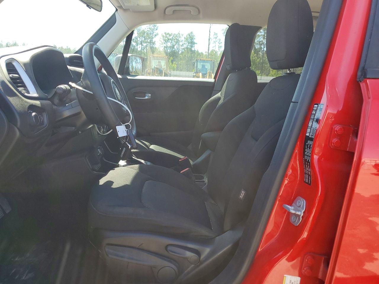 2019 JEEP RENEGADE SPORT photo 7