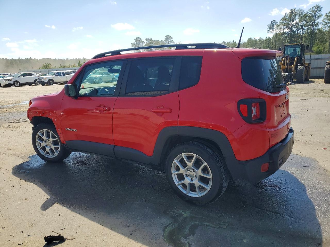 2019 JEEP RENEGADE SPORT photo 2