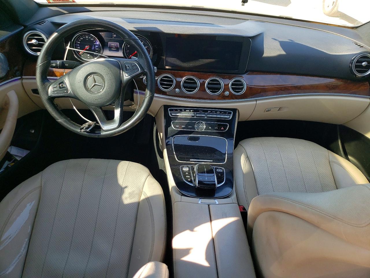 2017 MERCEDES-BENZ E 300 4MATIC photo 15