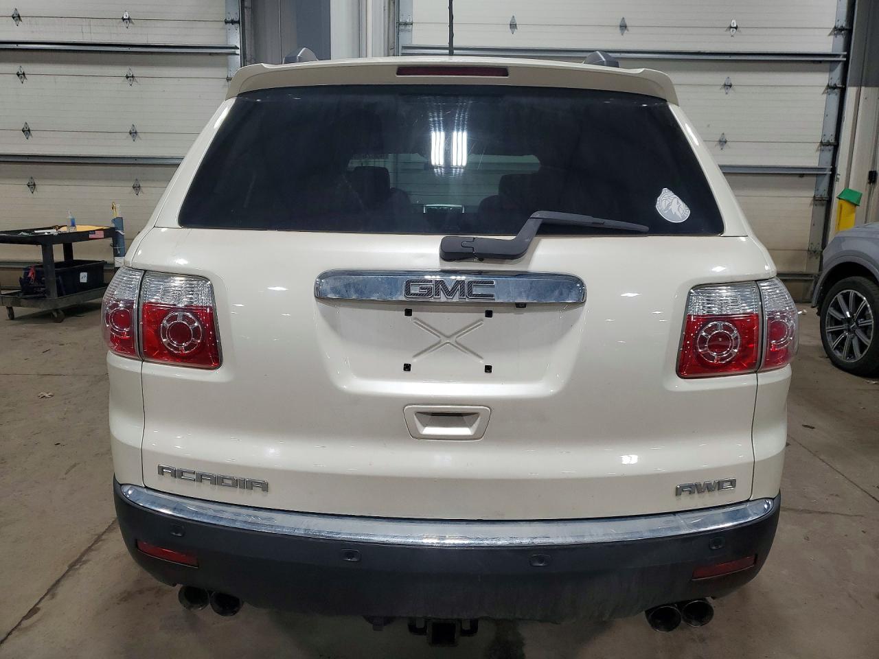 2011 GMC ACADIA SLT-1 photo 6