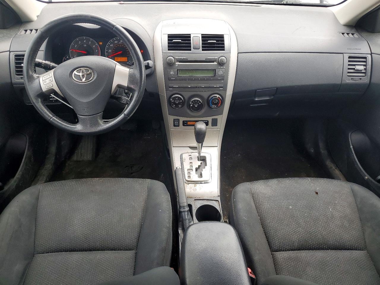 2010 TOYOTA COROLLA S photo 8