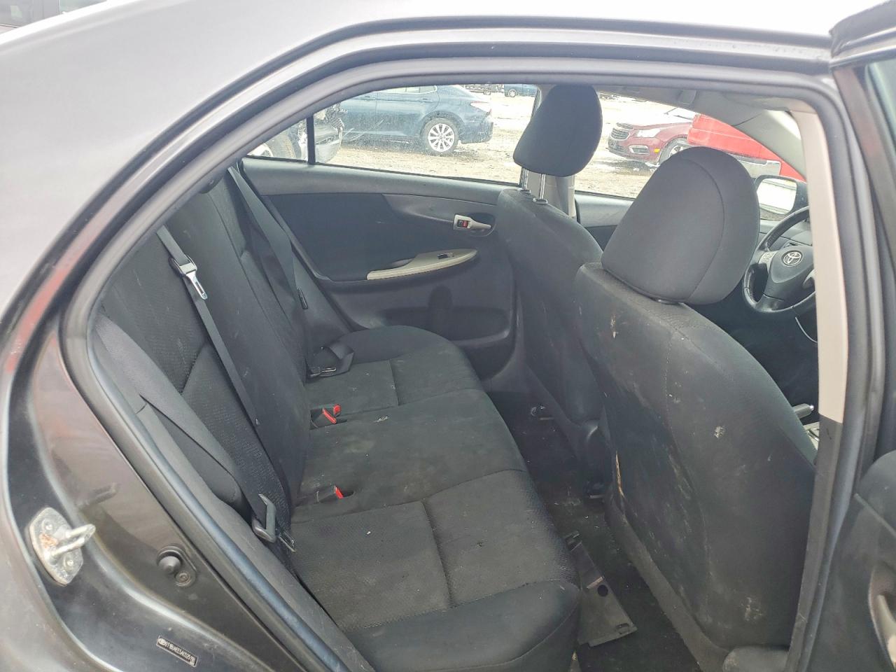 2010 TOYOTA COROLLA S photo 10
