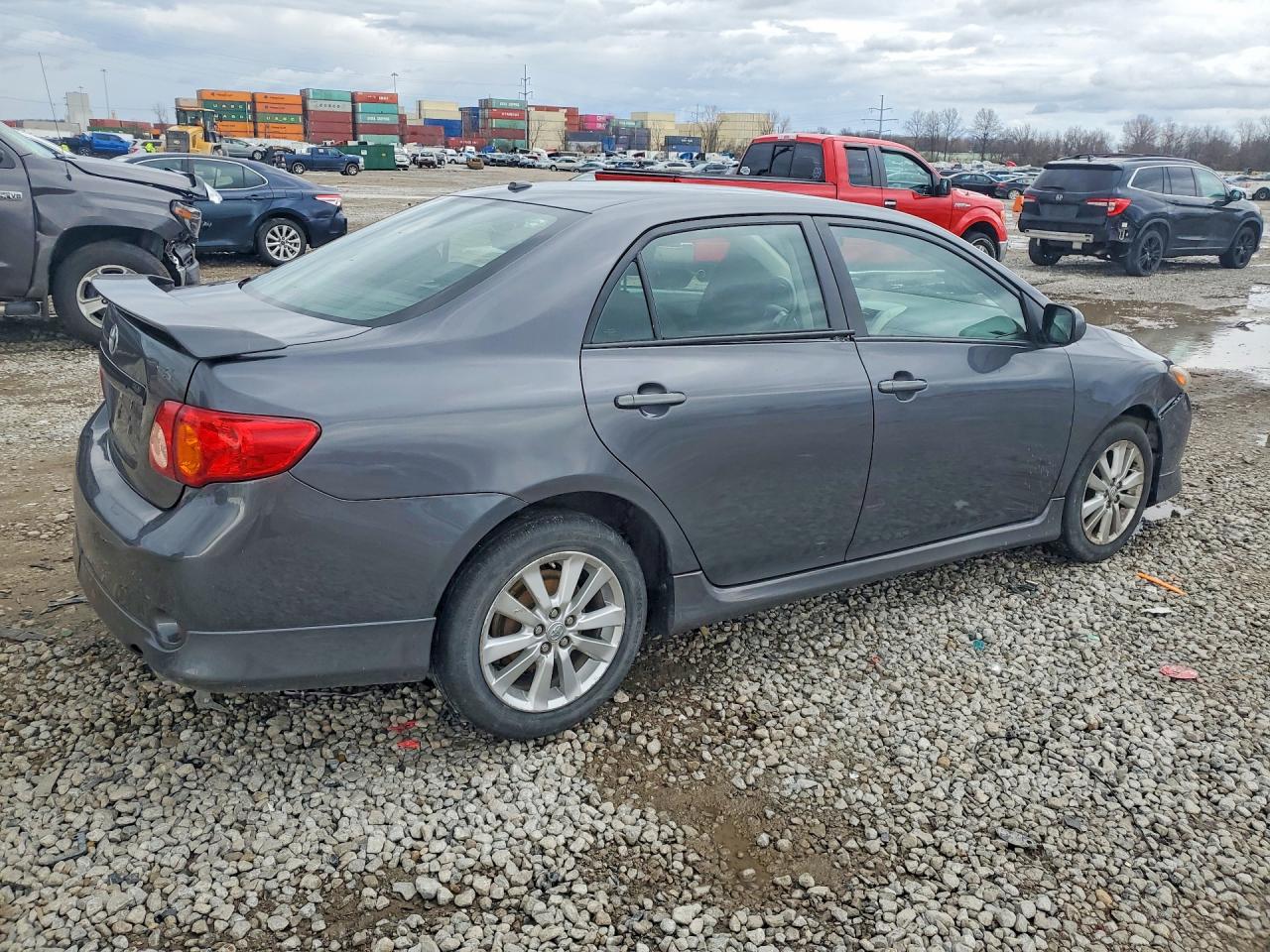 2010 TOYOTA COROLLA S photo 3