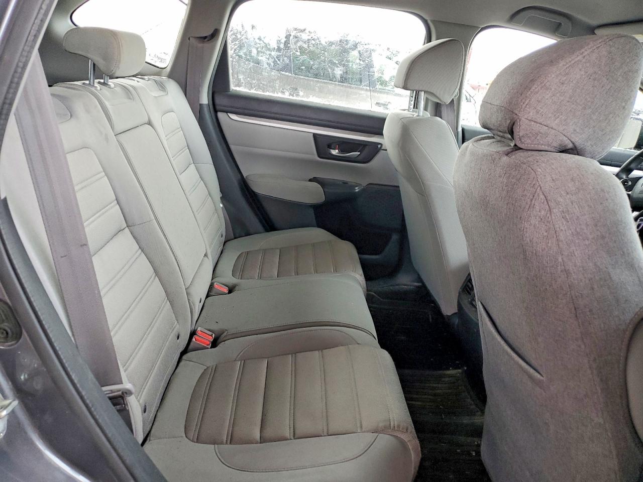 2017 HONDA CR-V LX photo 21