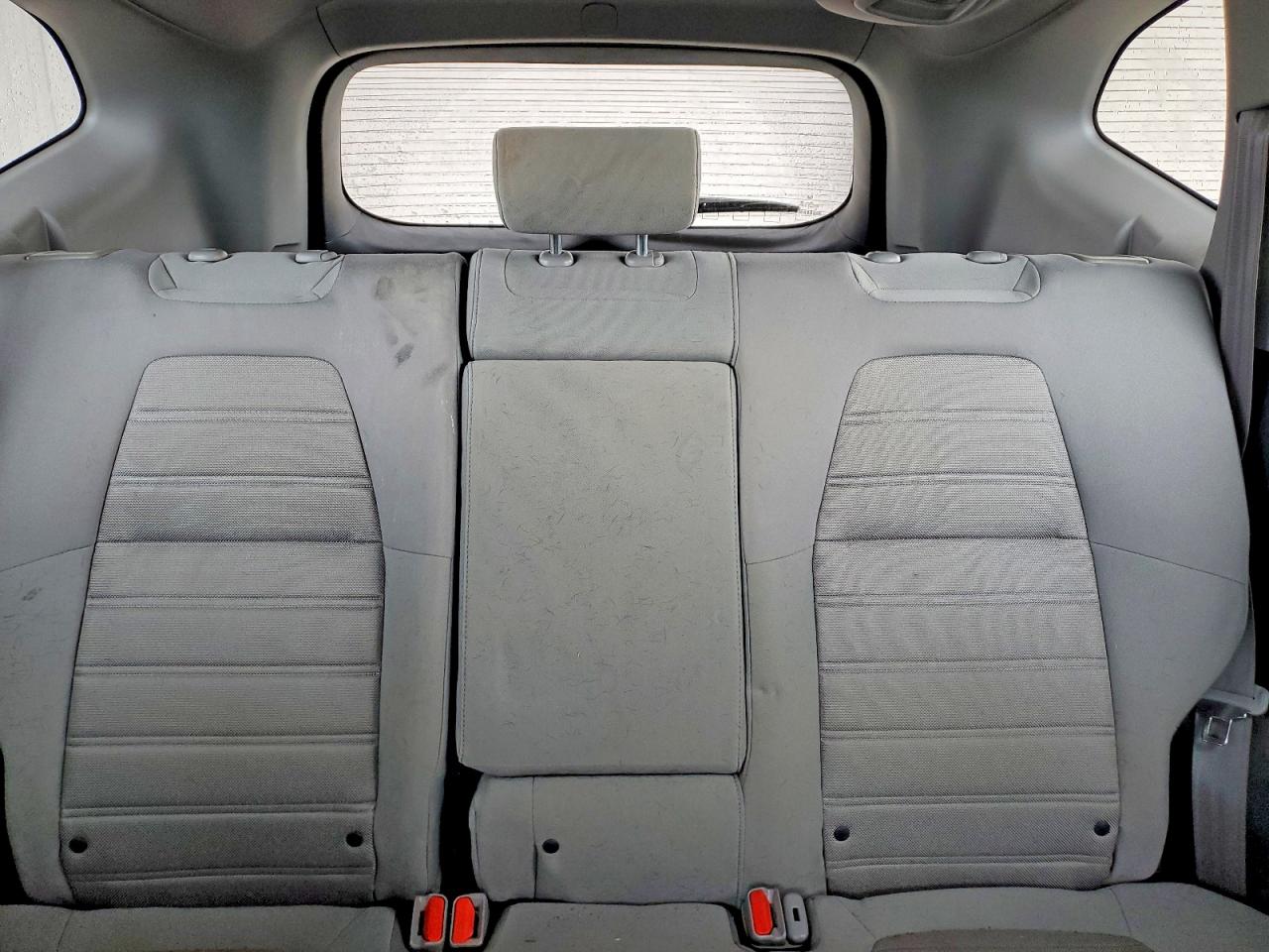 2017 HONDA CR-V LX photo 19