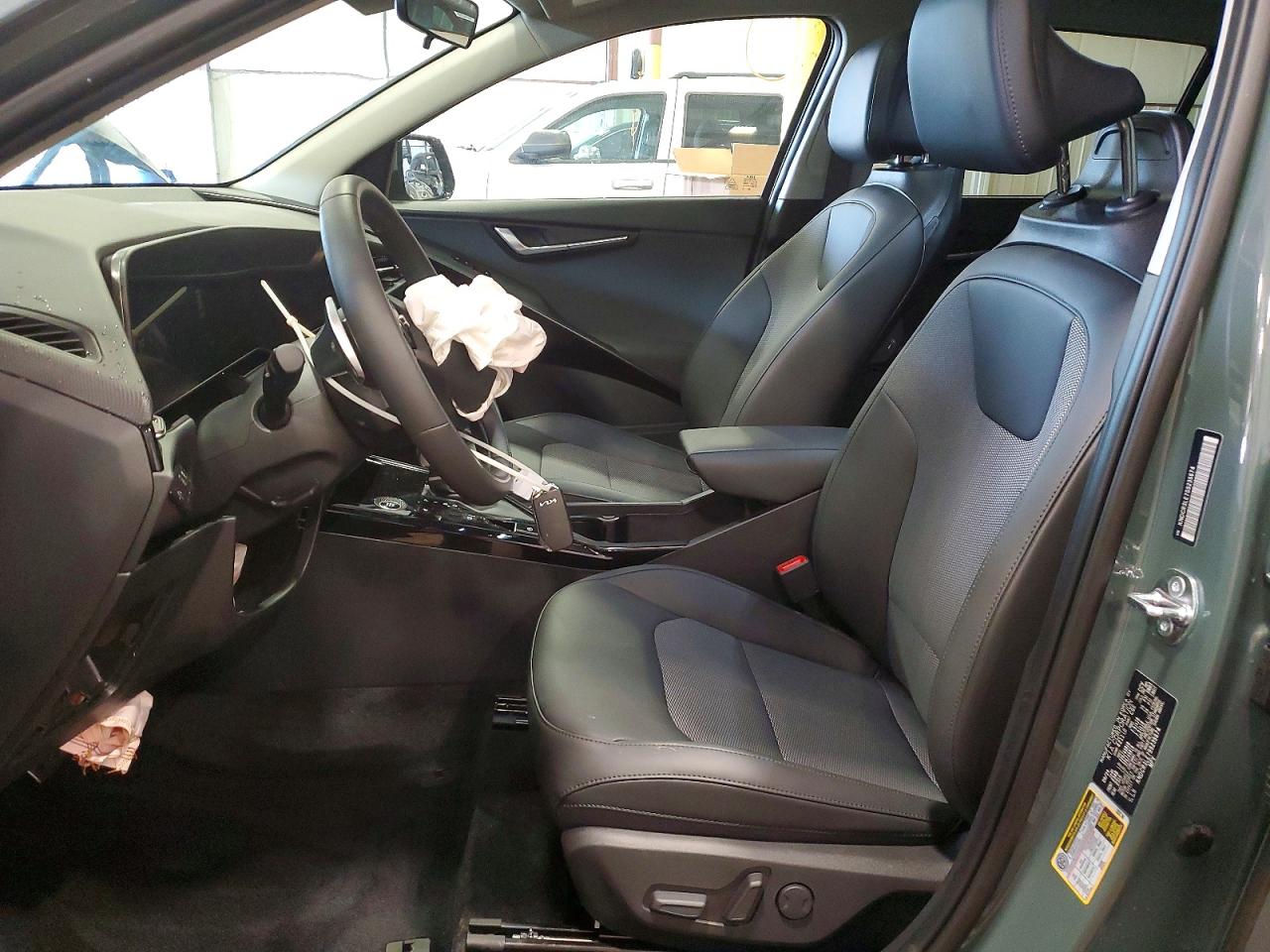 2025 KIA NIRO EX TOURING photo 7