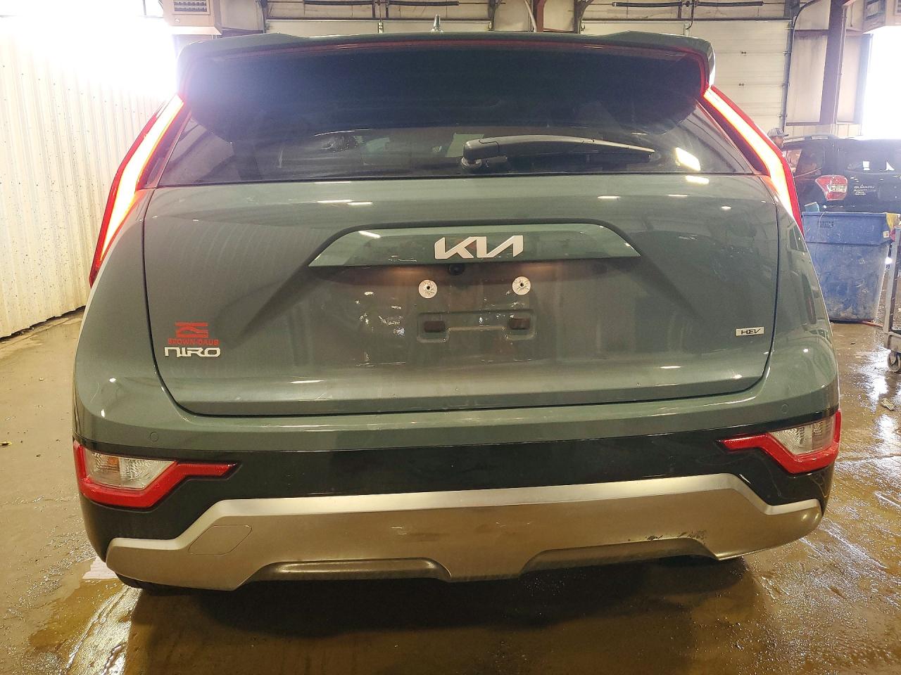 2025 KIA NIRO EX TOURING photo 6