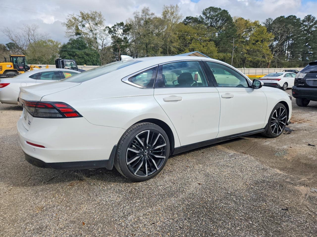 2024 HONDA ACCORD TOURING HYBRID photo 5