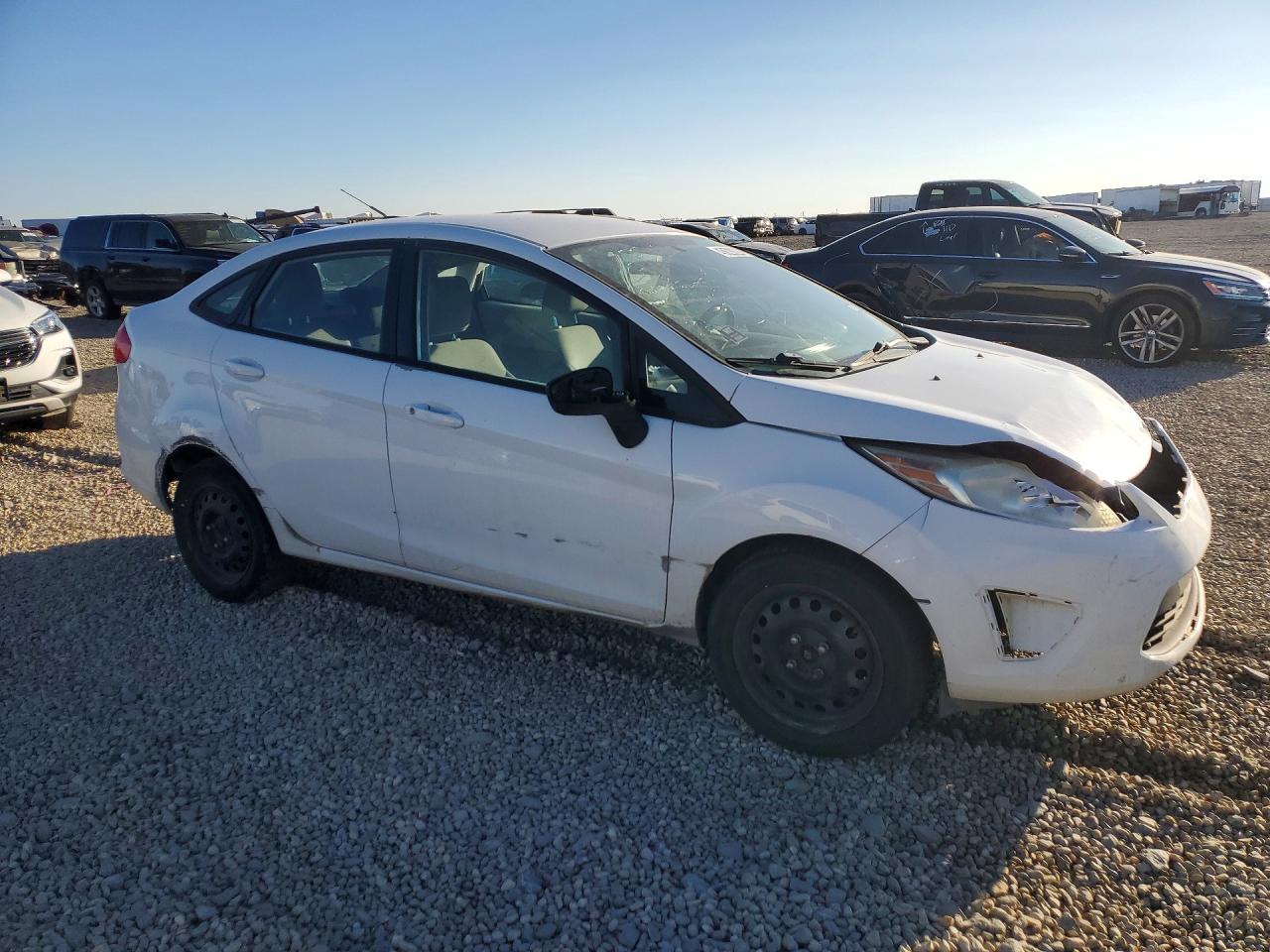 2012 FORD FIESTA S photo 7