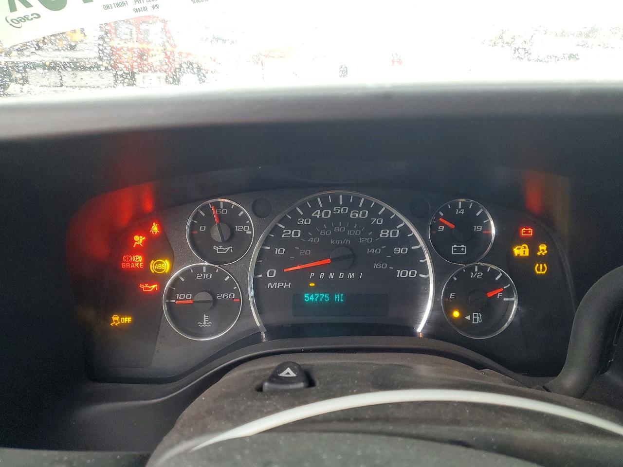 2023 GMC SAVANA G2500 photo 9