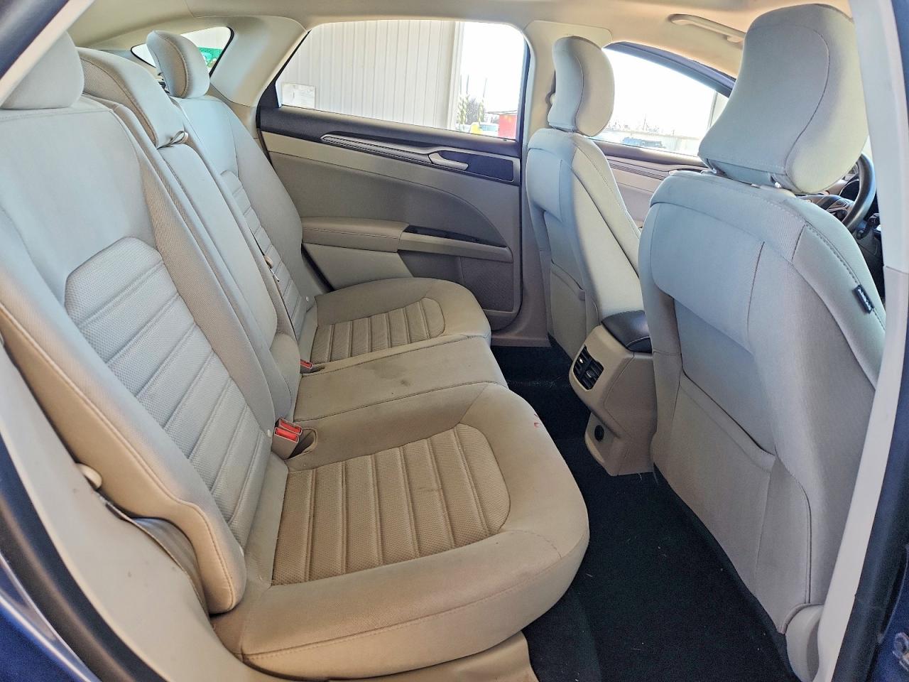 2019 FORD FUSION SE photo 10