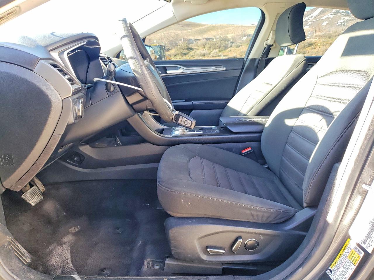 2017 FORD FUSION SE HYBRID photo 7