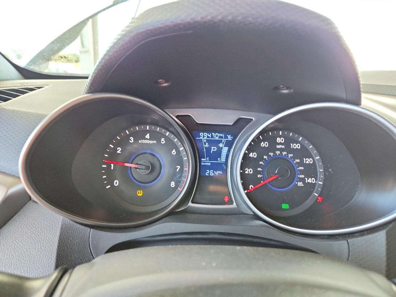 2016 HYUNDAI VELOSTER BASE photo 9