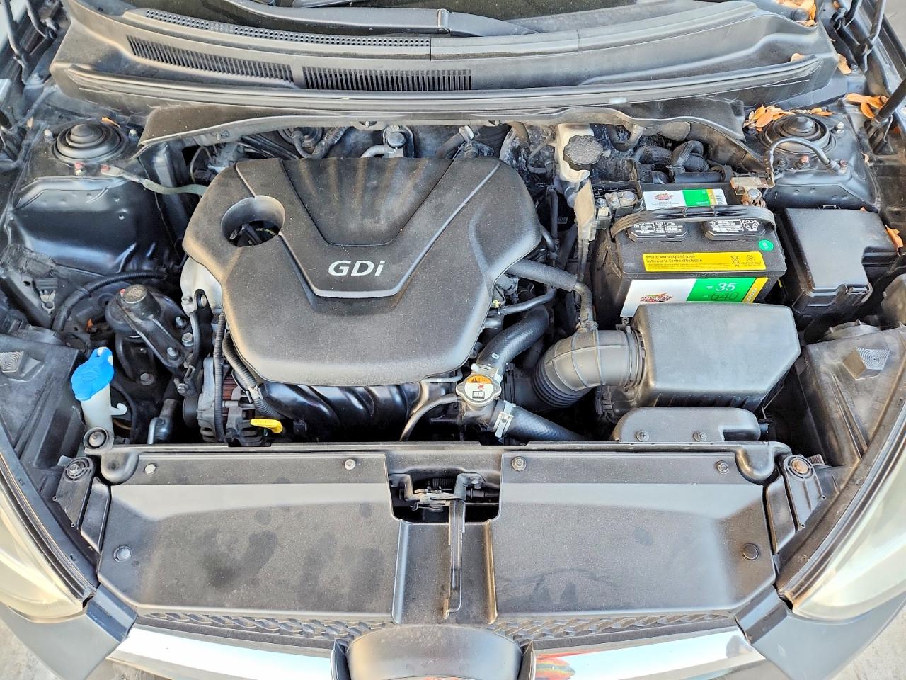 2016 HYUNDAI VELOSTER BASE photo 11