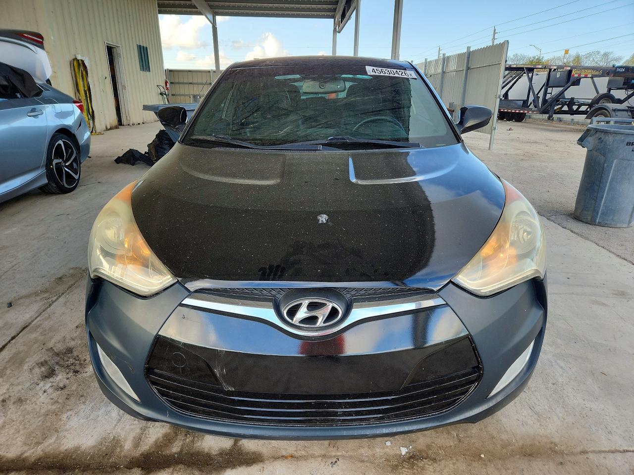 2016 HYUNDAI VELOSTER BASE photo 5