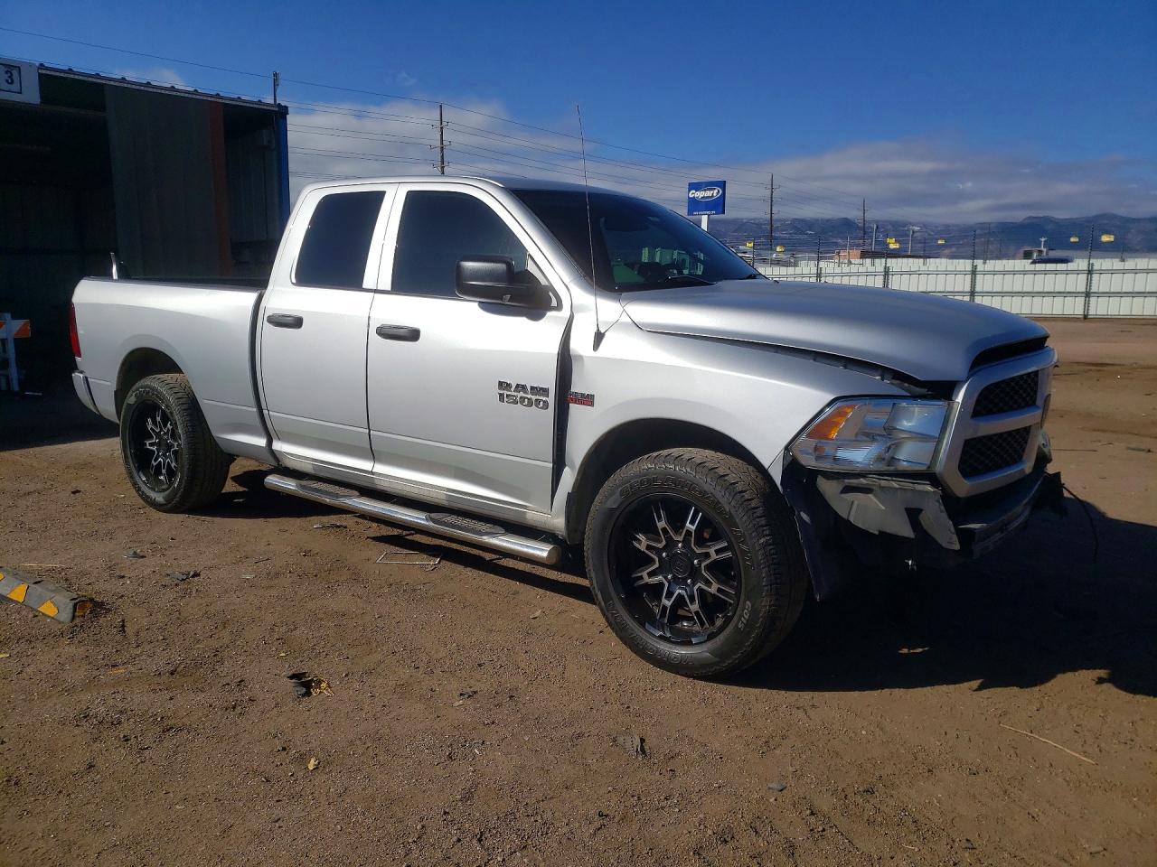 2016 RAM 1500 ST photo 4