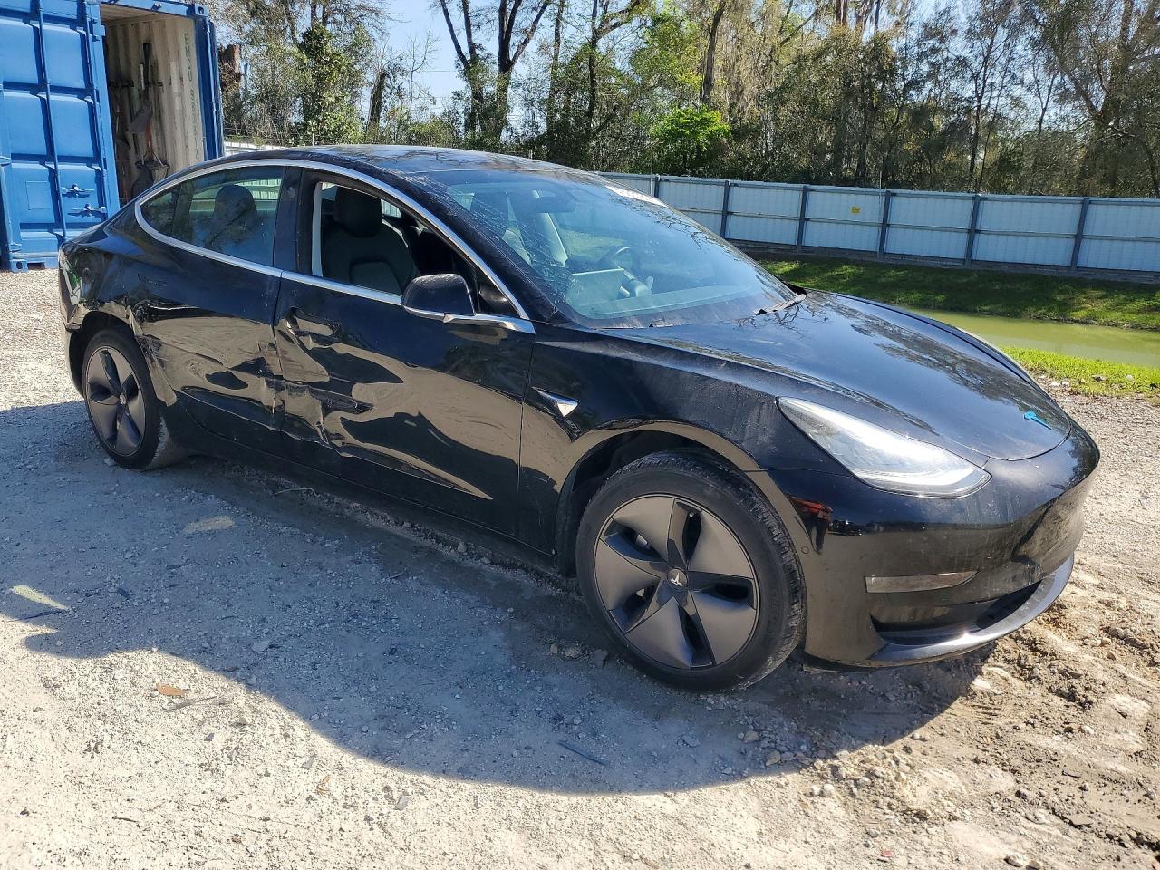 2019 TESLA MODEL 3 photo 4