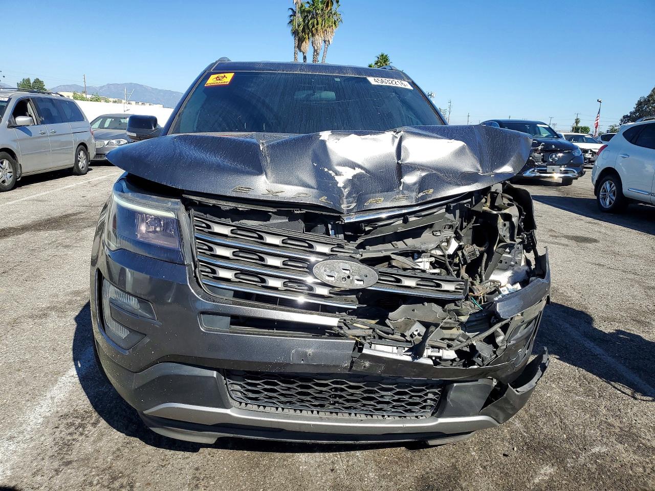 2017 FORD EXPLORER XLT photo 9