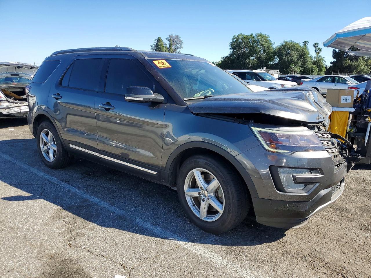 2017 FORD EXPLORER XLT photo 7