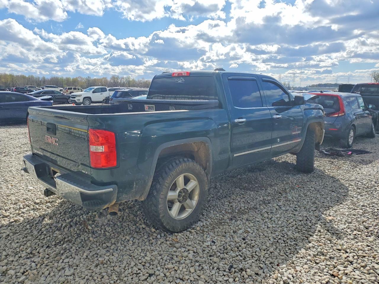 2014 GMC SIERRA photo 3