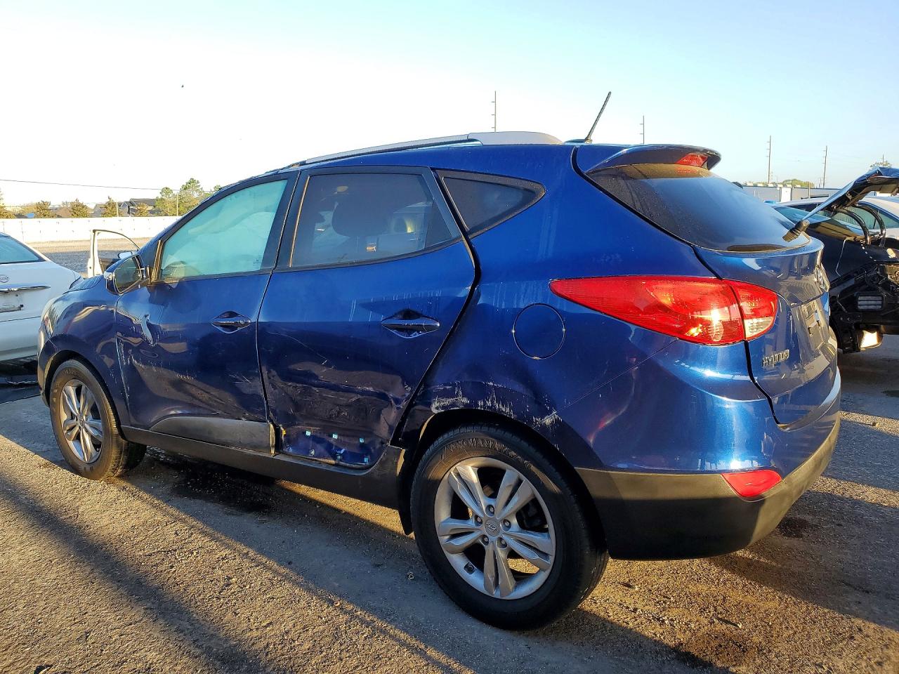 2013 HYUNDAI TUCSON GLS photo 2