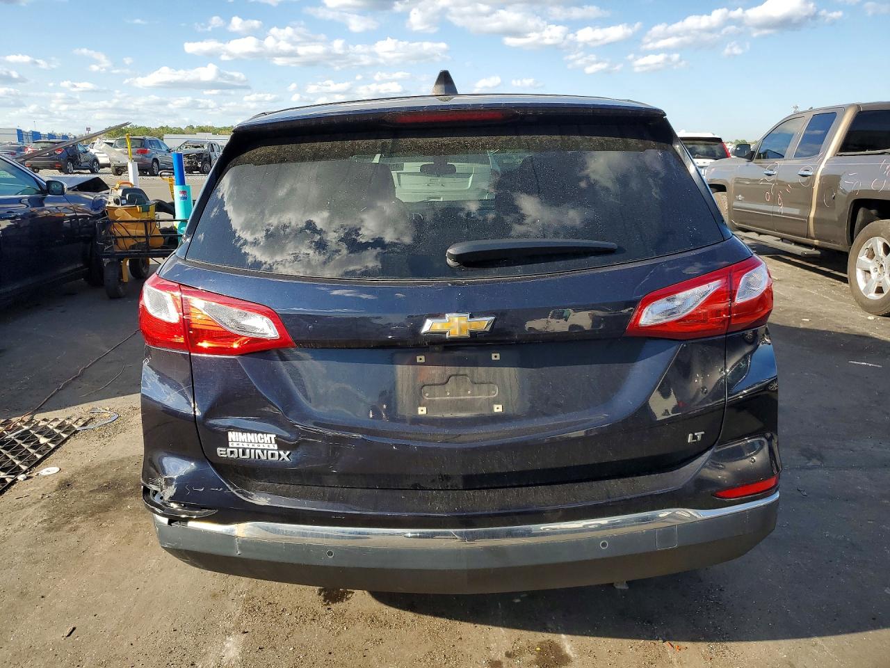 2020 CHEVROLET EQUINOX LT photo 6