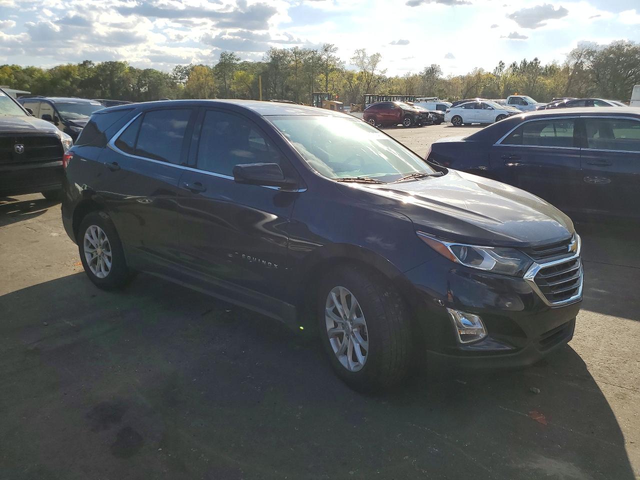 2020 CHEVROLET EQUINOX LT photo 4