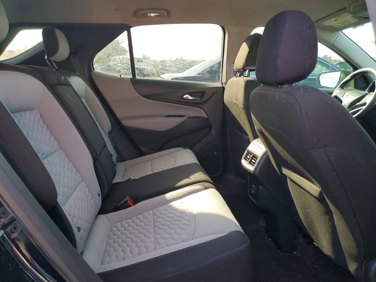 2020 CHEVROLET EQUINOX LT photo 11