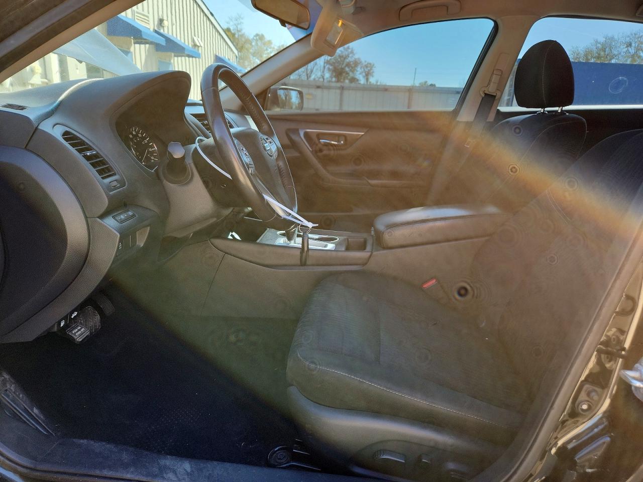 2017 NISSAN ALTIMA 2.5 SV photo 19