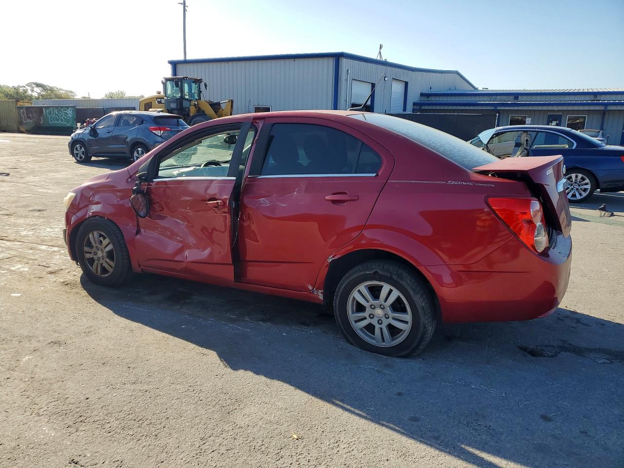 2014 CHEVROLET SONIC LT photo 2