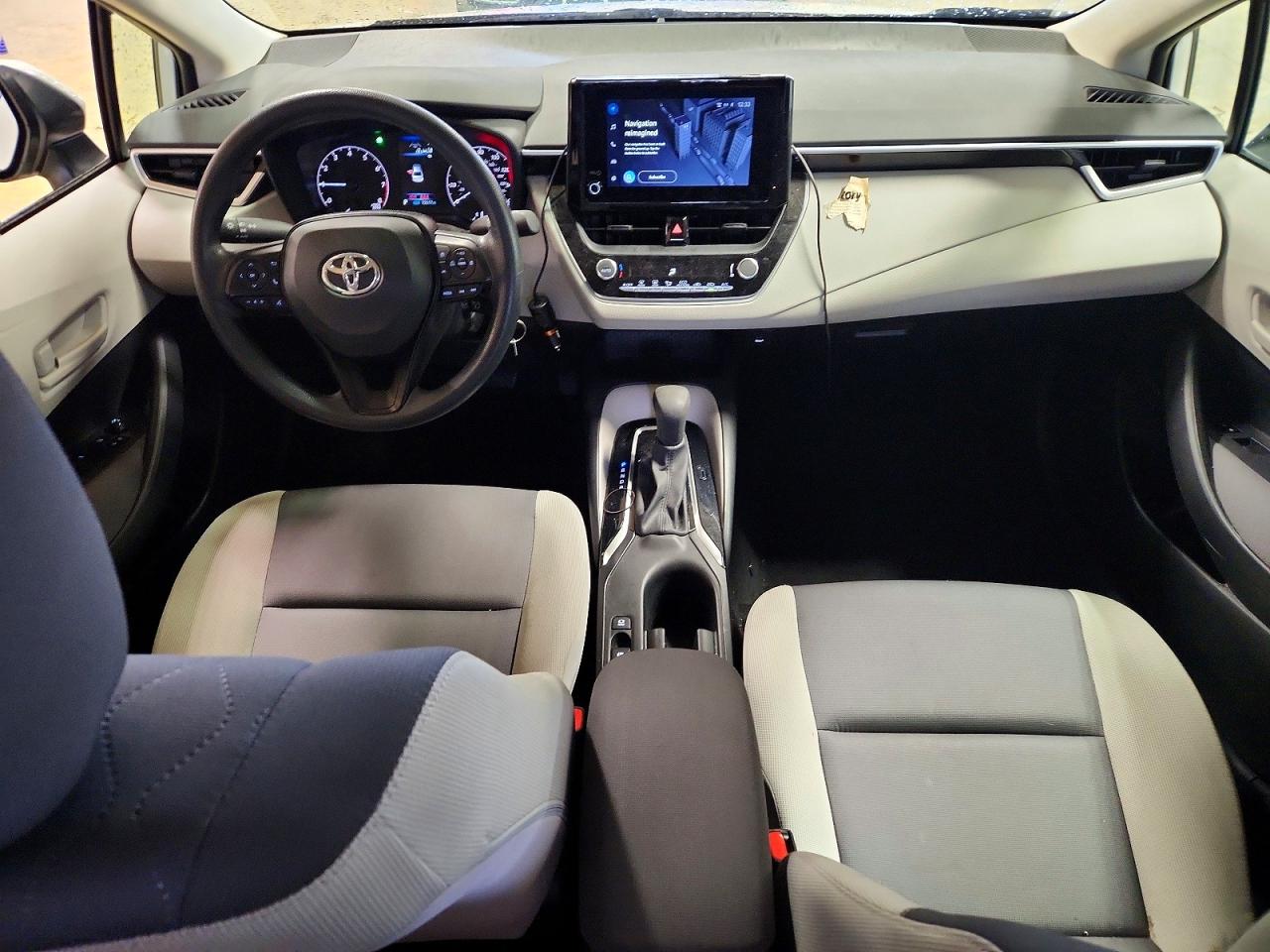2024 TOYOTA COROLLA LE photo 8