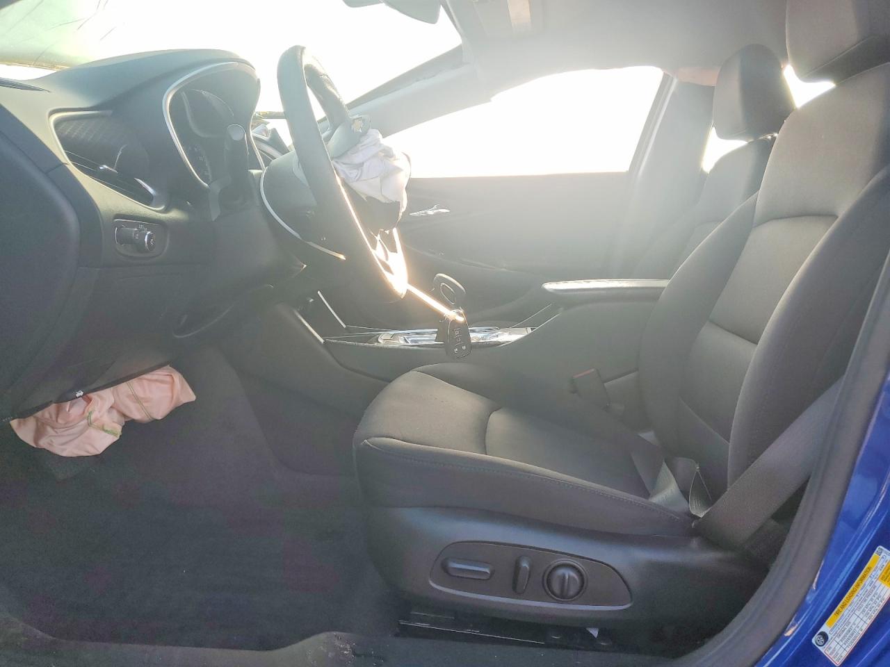 2023 CHEVROLET MALIBU LT photo 7