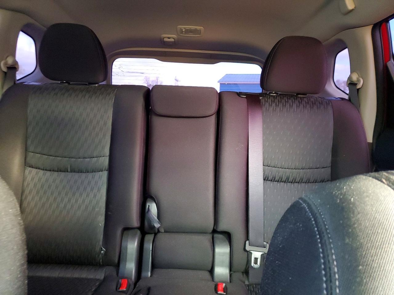 2017 NISSAN ROGUE SV photo 10
