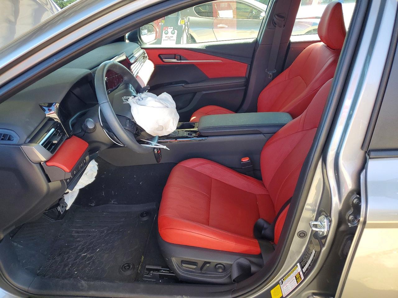 2025 TOYOTA CAMRY XSE photo 19