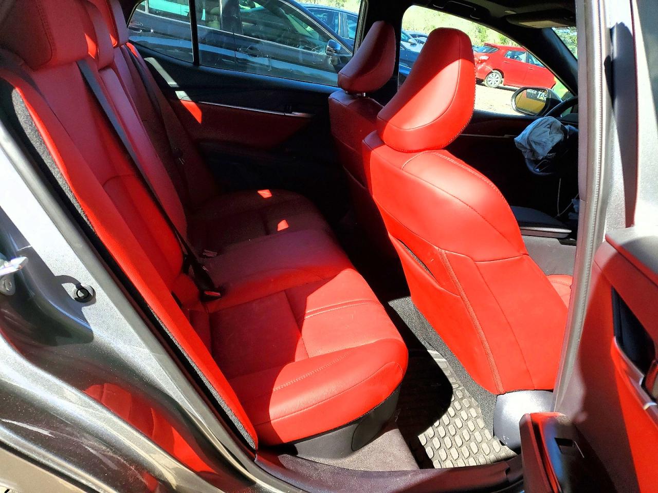 2025 TOYOTA CAMRY XSE photo 28