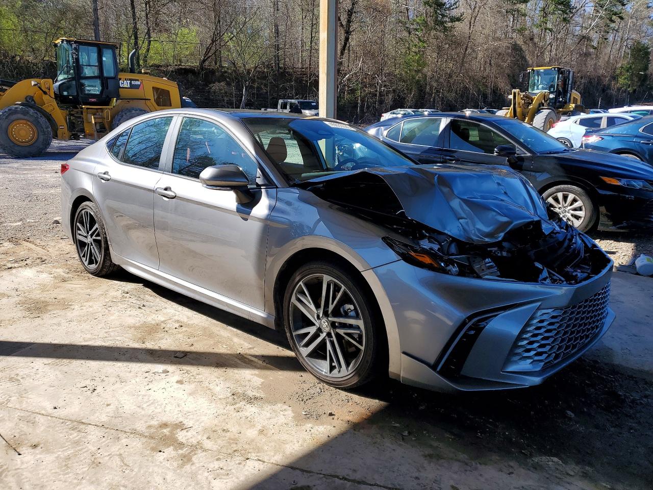 2025 TOYOTA CAMRY XSE photo 10