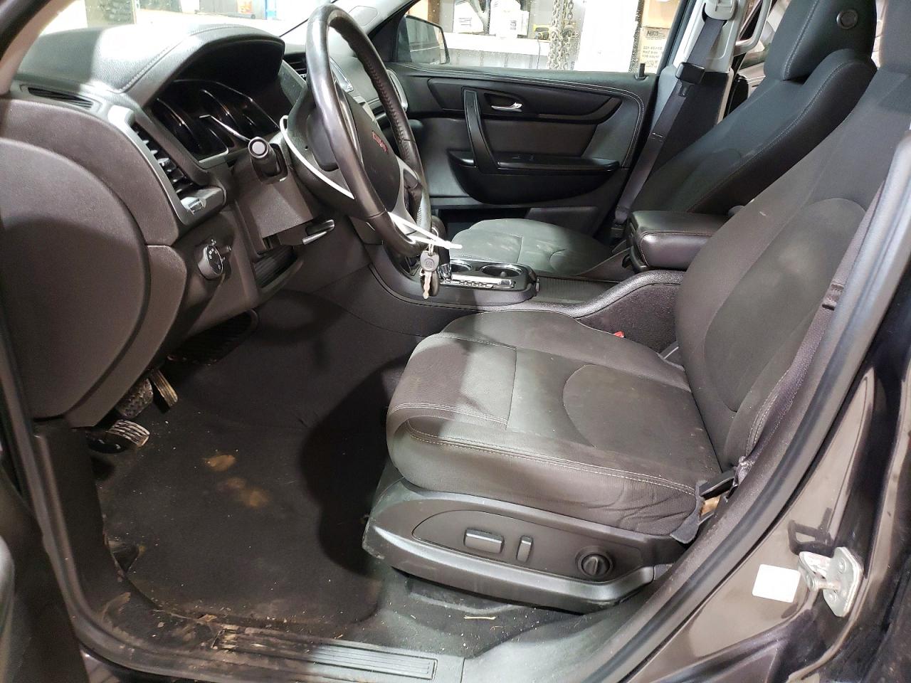 2015 GMC ACADIA SLE photo 13