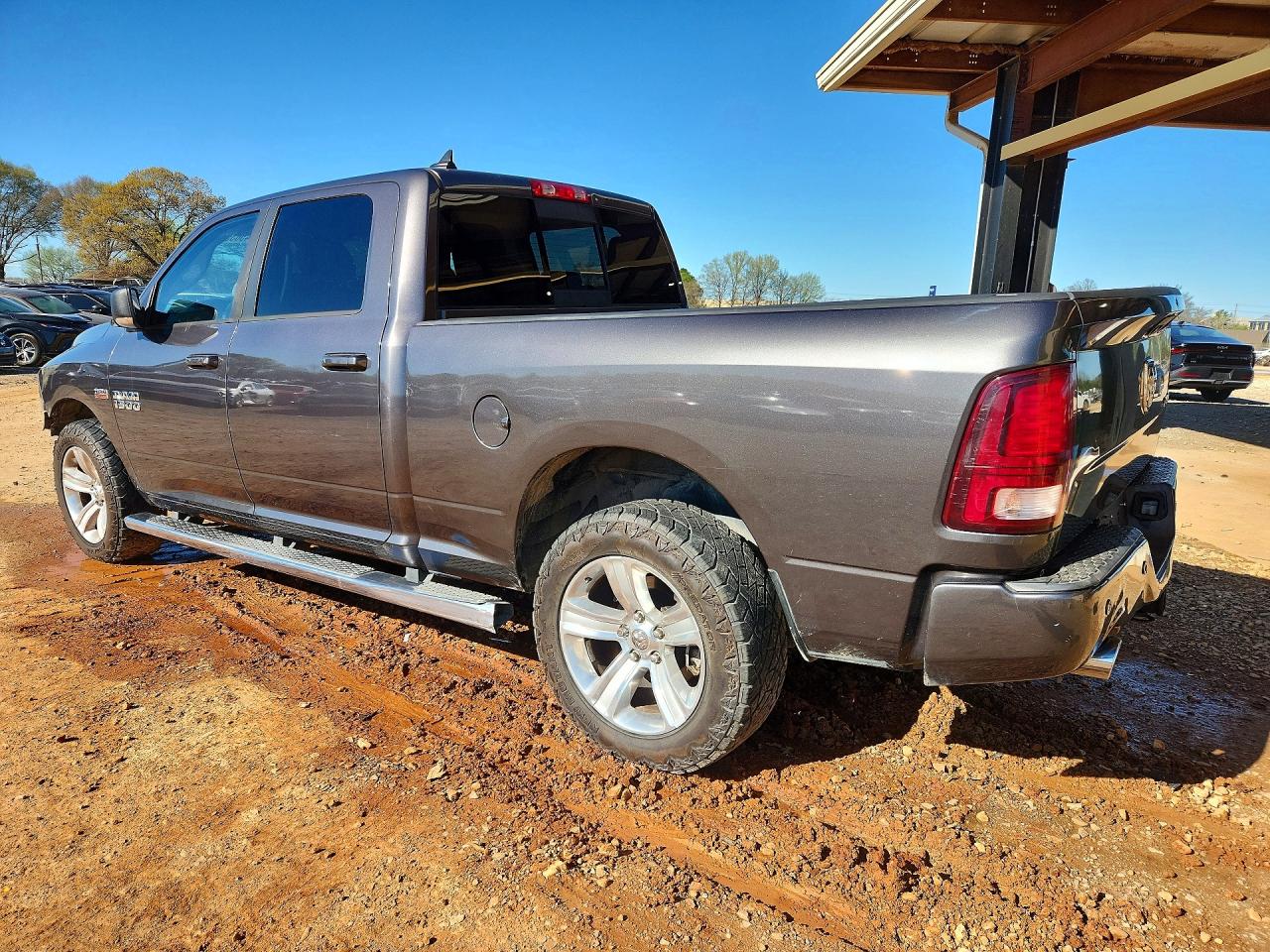 2014 RAM 1500 SPORT photo 2
